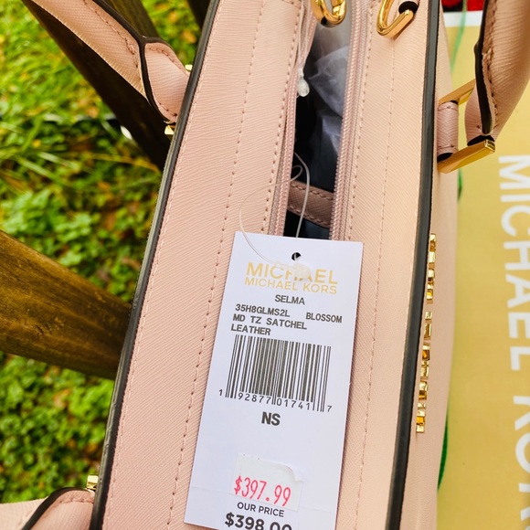 Michael Kors Selma medium satchel bag - Picture 2 of 8